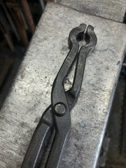 Pickup/Fire  tongs